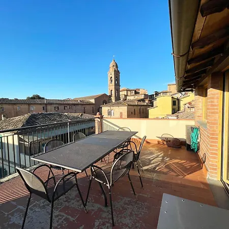 公寓 Casa Della Chiocciola: In Centro 锡耶纳